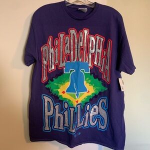 Women's Philadelphia Phillies Flashing Lights Boyfriend T-Shirt